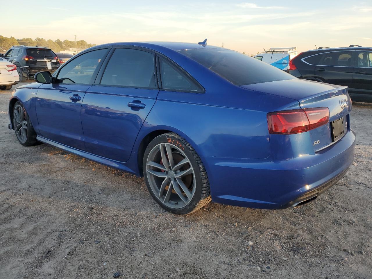 Photo 1 VIN: WAUH3AFC1JN033298 - AUDI A6 