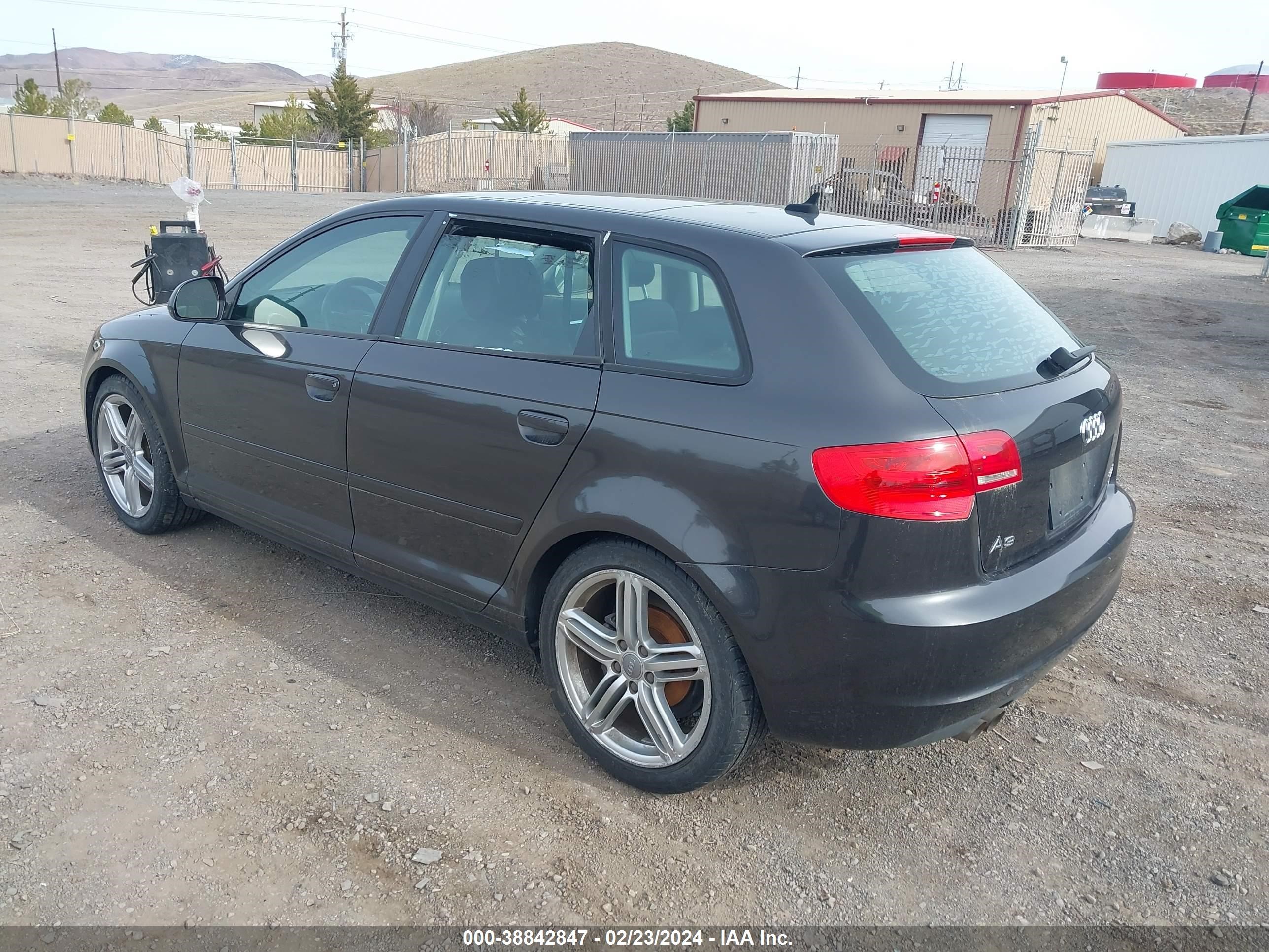 Photo 2 VIN: WAUHE78P29A095597 - AUDI A3 