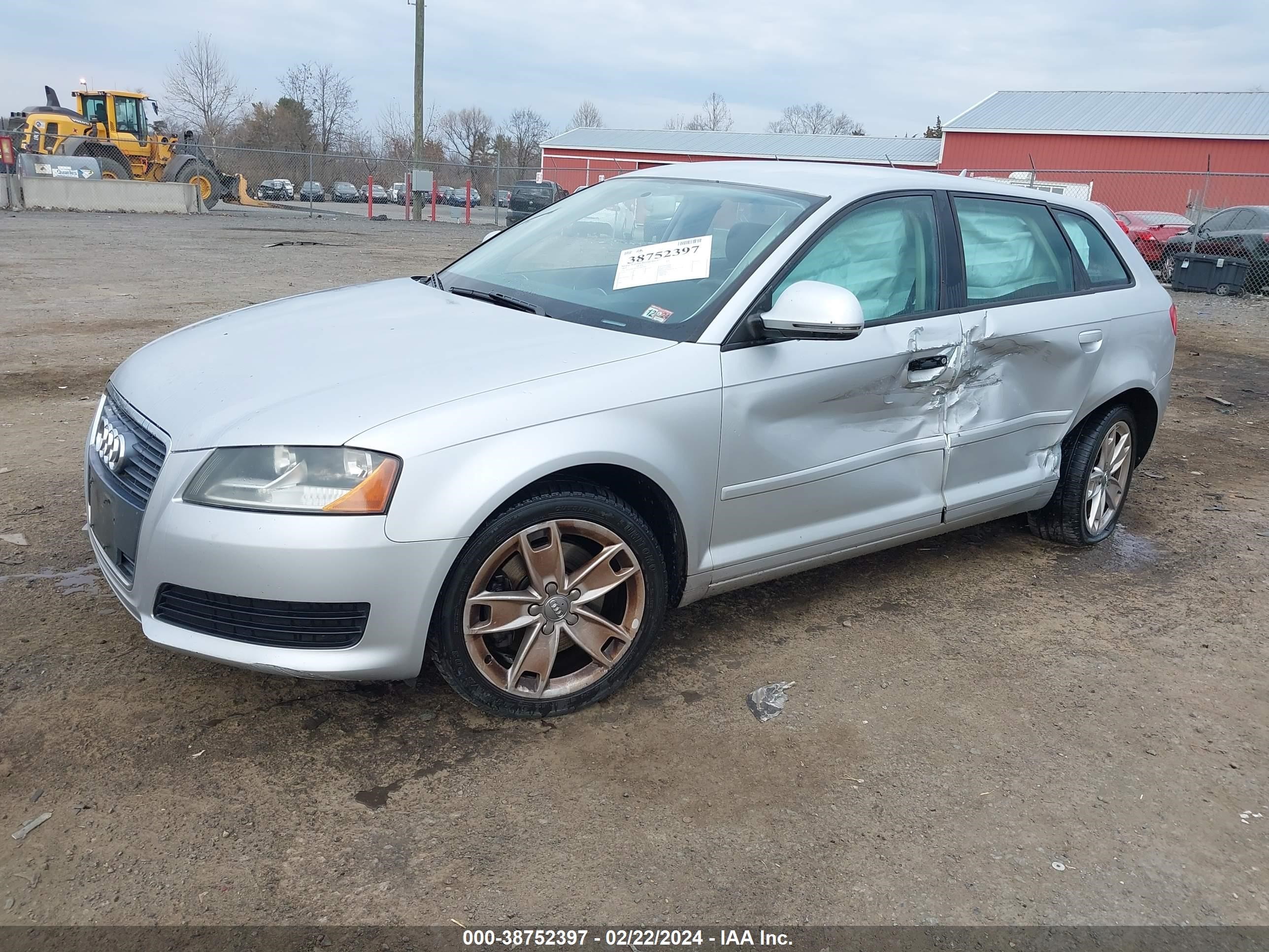 Photo 1 VIN: WAUHF78PX9A081685 - AUDI A3 