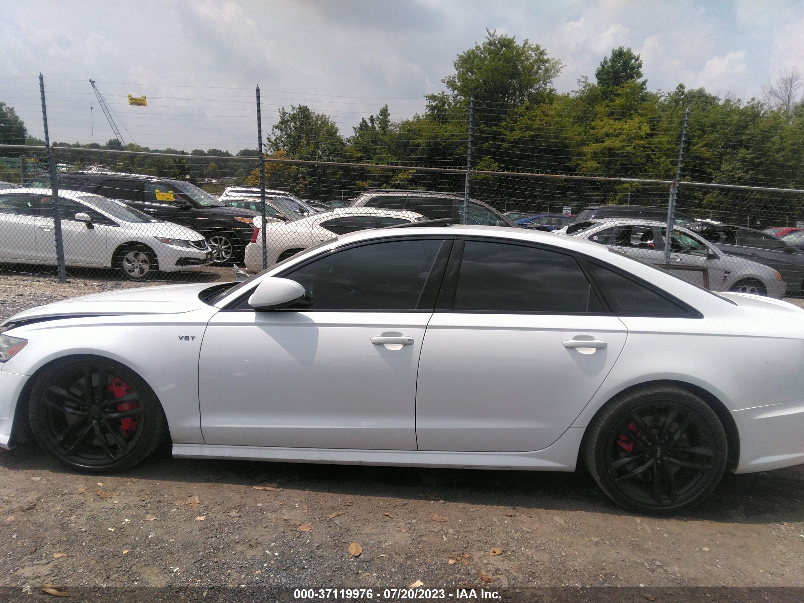 Photo 13 VIN: WAUHFAFC7HN023831 - AUDI S6 