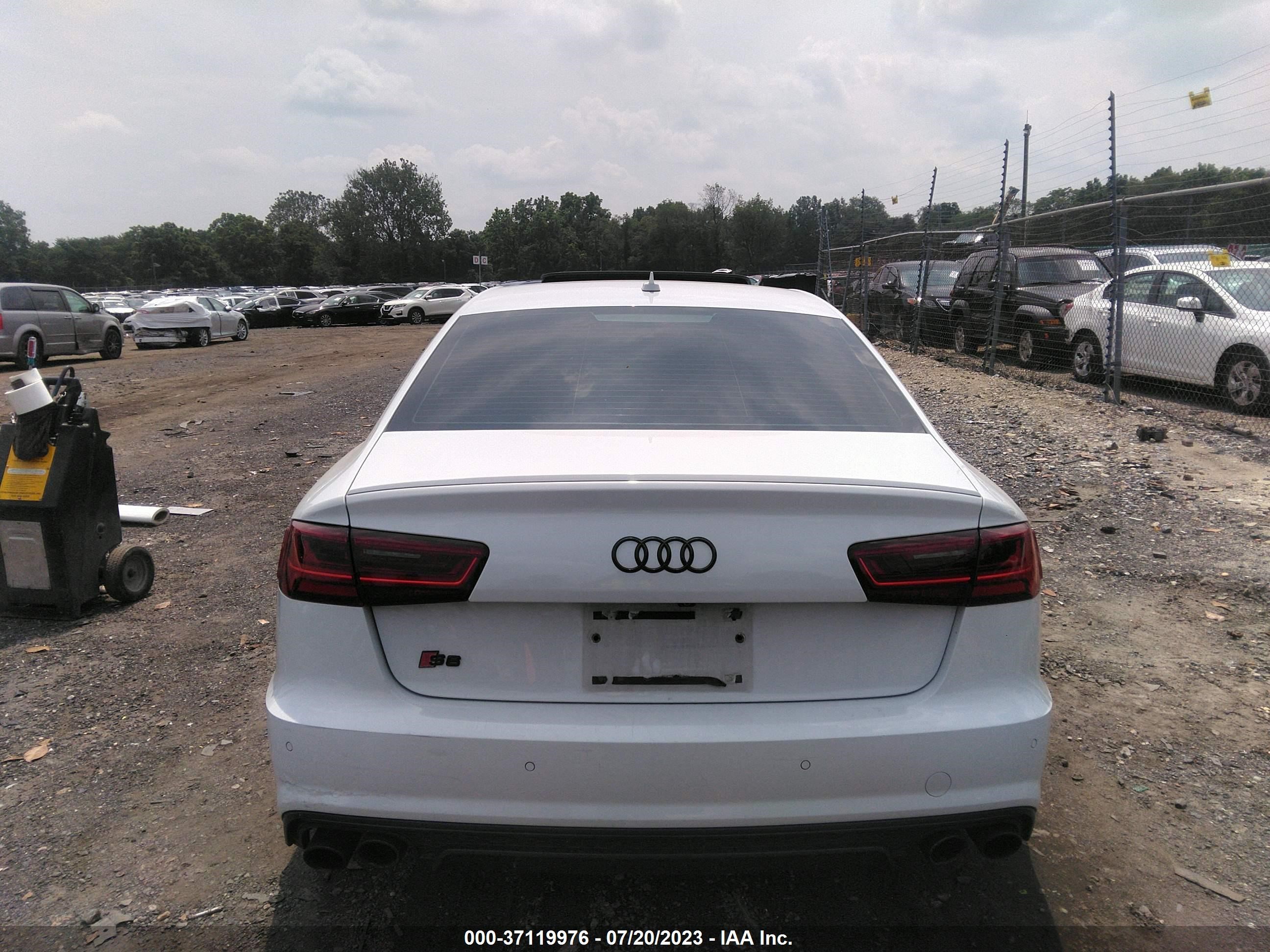 Photo 15 VIN: WAUHFAFC7HN023831 - AUDI S6 