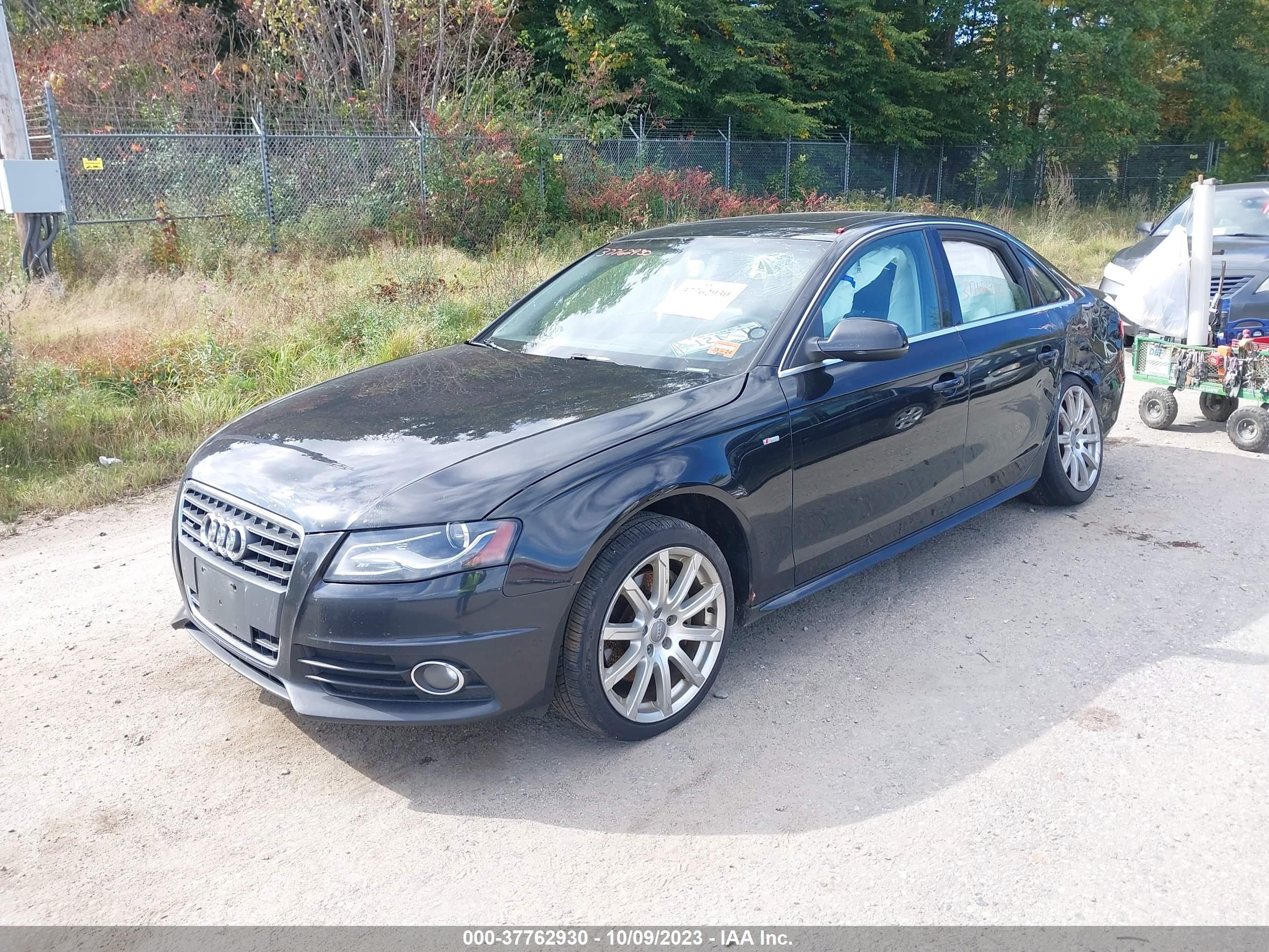 Photo 1 VIN: WAUHFAFL2CN018223 - AUDI A4 