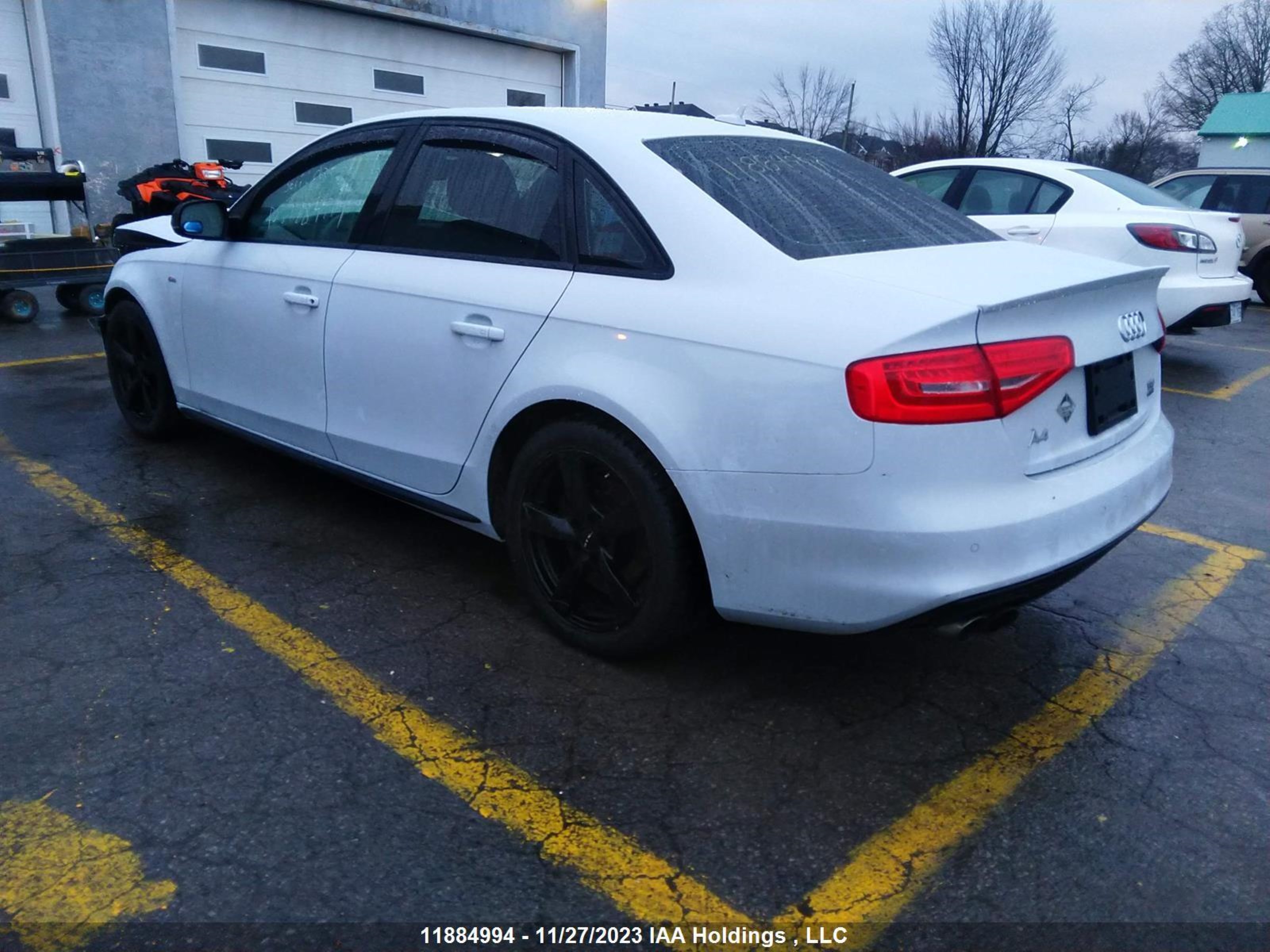 Photo 2 VIN: WAUHFCFL1FN035711 - AUDI A4 