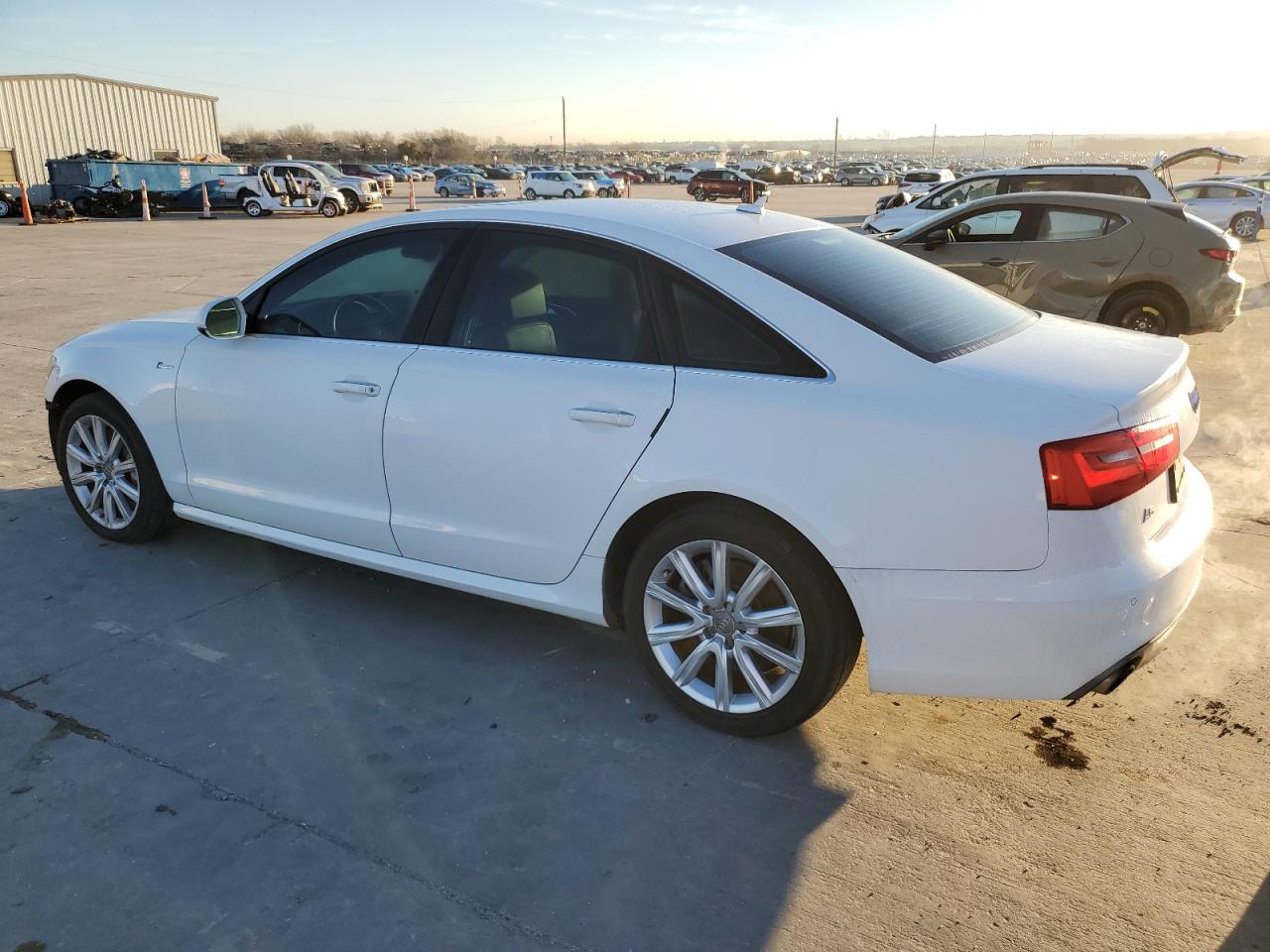 Photo 1 VIN: WAUHGAFC2EN063856 - AUDI A6 