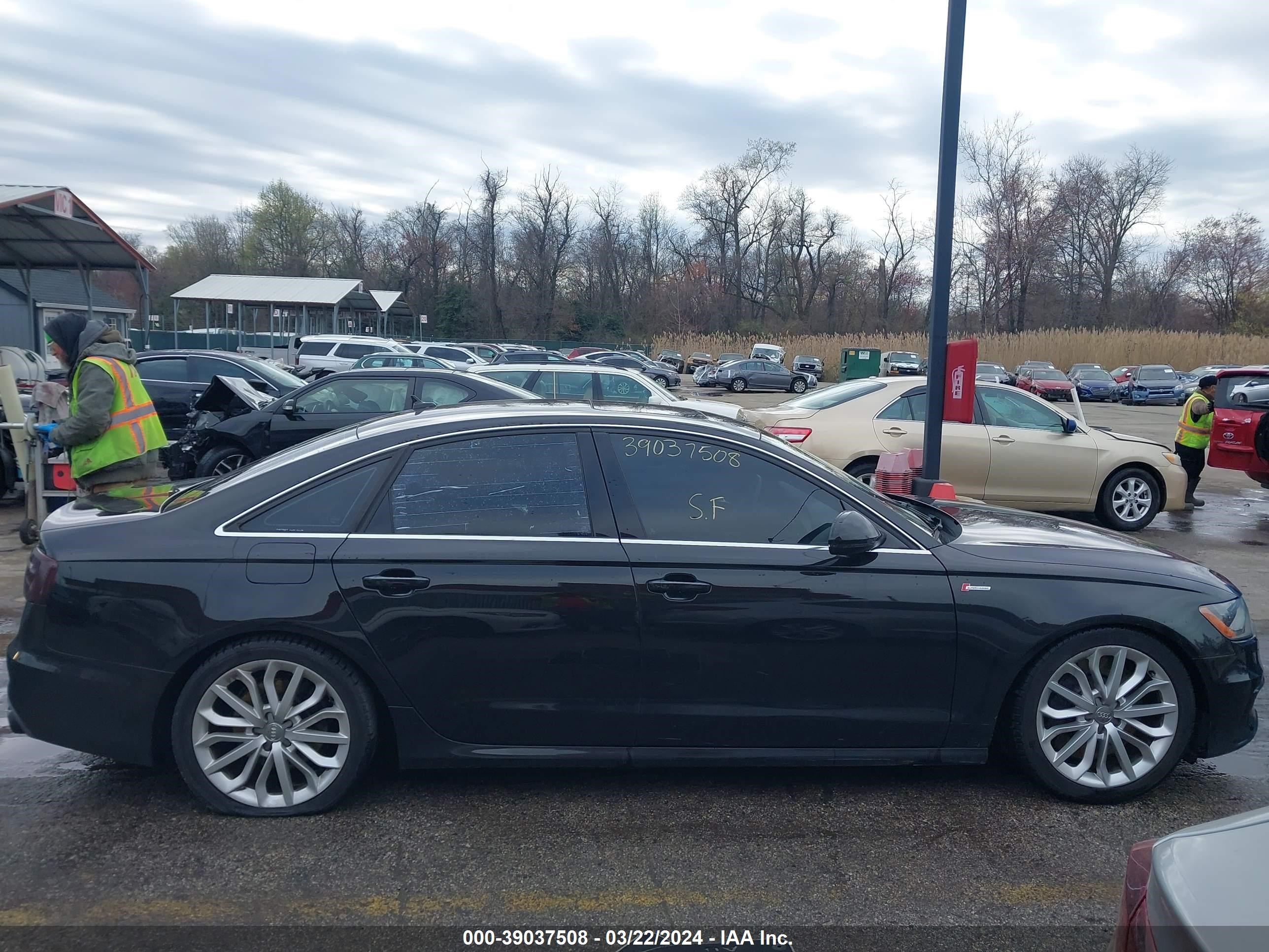 Photo 12 VIN: WAUHGAFC7CN149810 - AUDI A6 