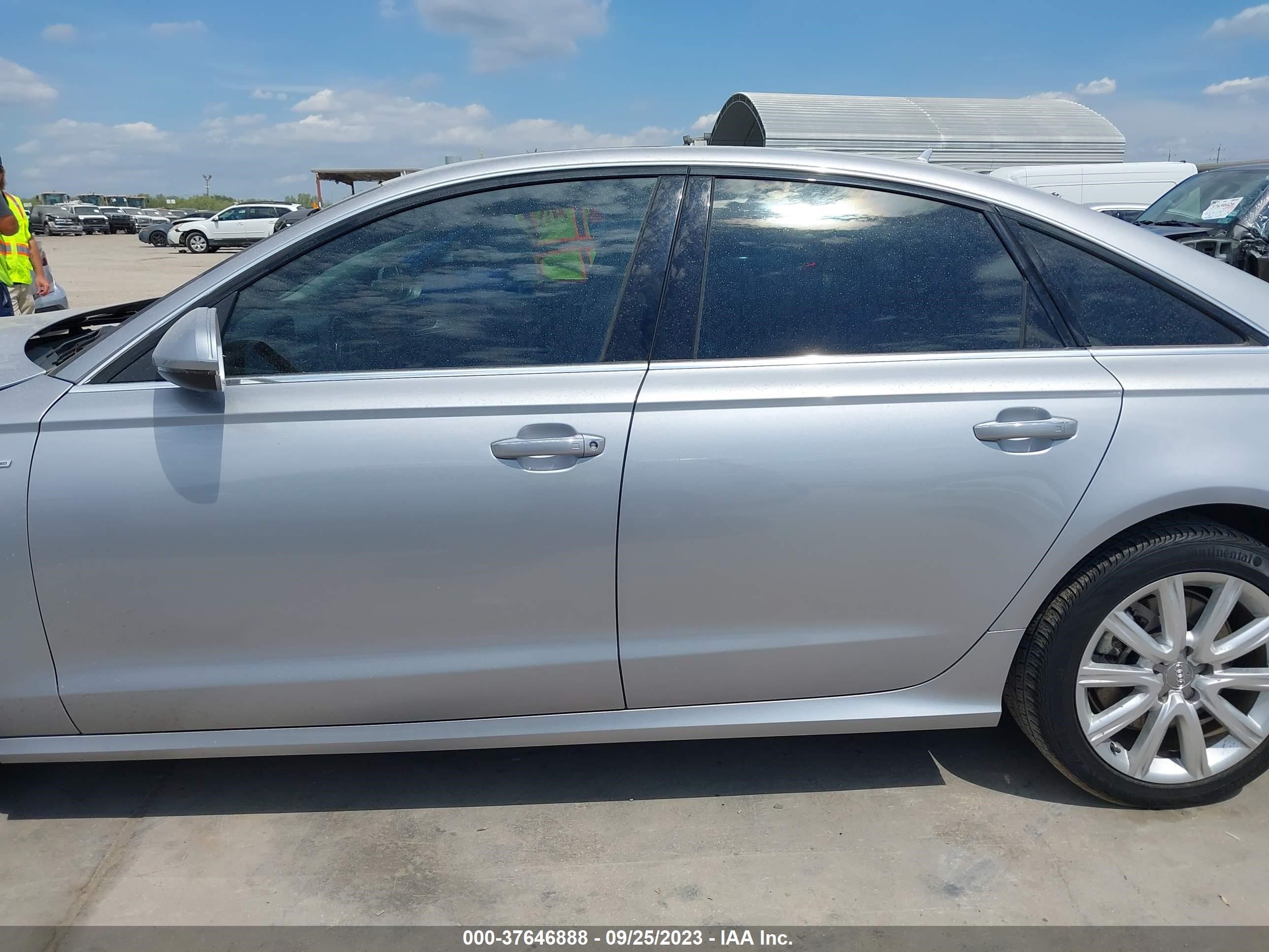 Photo 14 VIN: WAUHGAFC9GN155274 - AUDI A6 