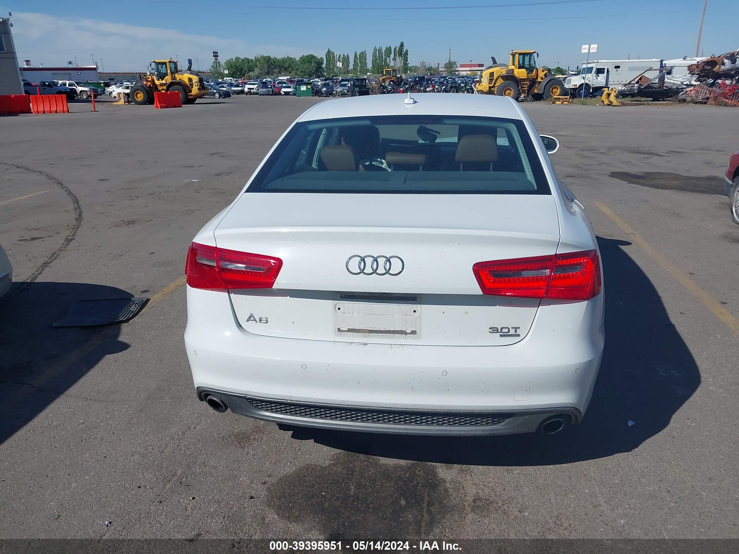 Photo 15 VIN: WAUHGBFC8CN076582 - AUDI A6 