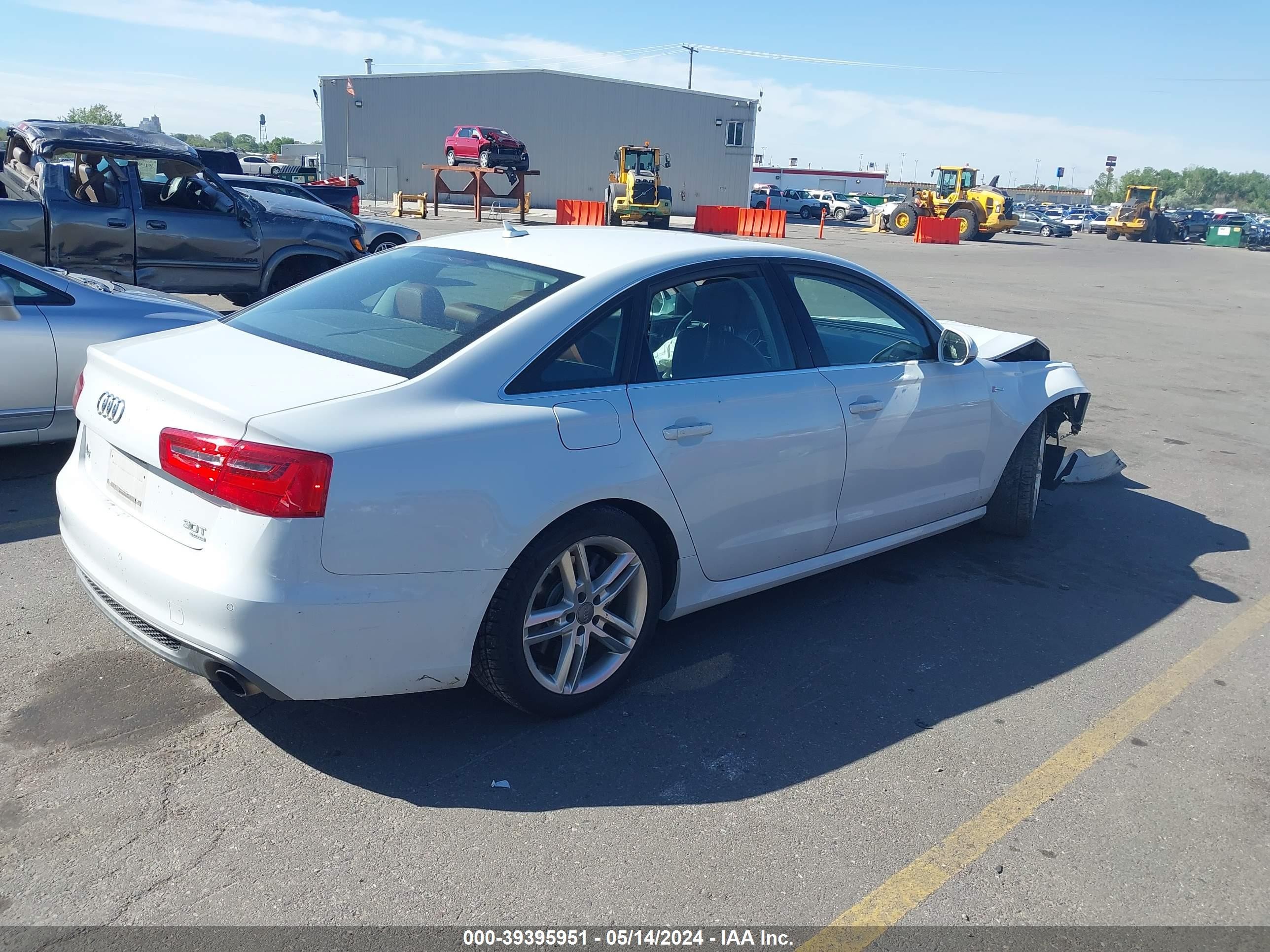 Photo 3 VIN: WAUHGBFC8CN076582 - AUDI A6 