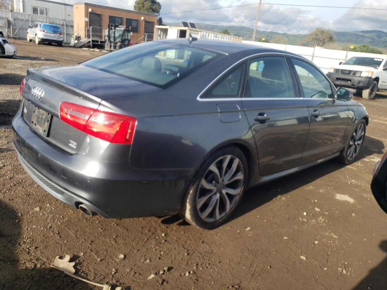 Photo 2 VIN: WAUHMAFC4EN110751 - AUDI A6 