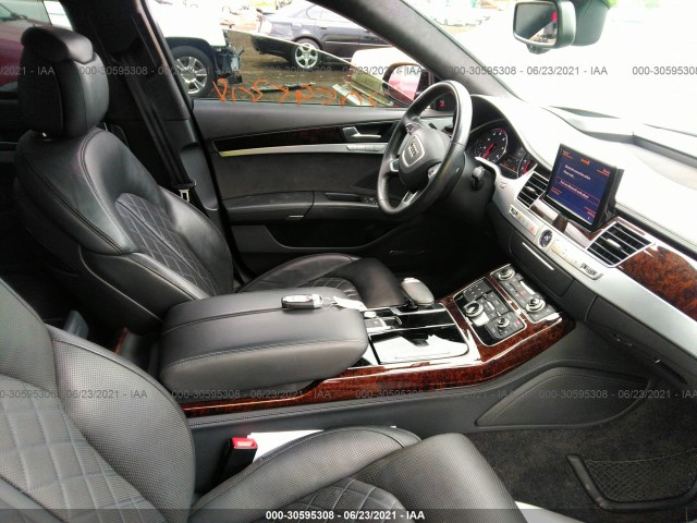 Photo 4 VIN: WAUJ2AFD2FN015025 - AUDI A8 