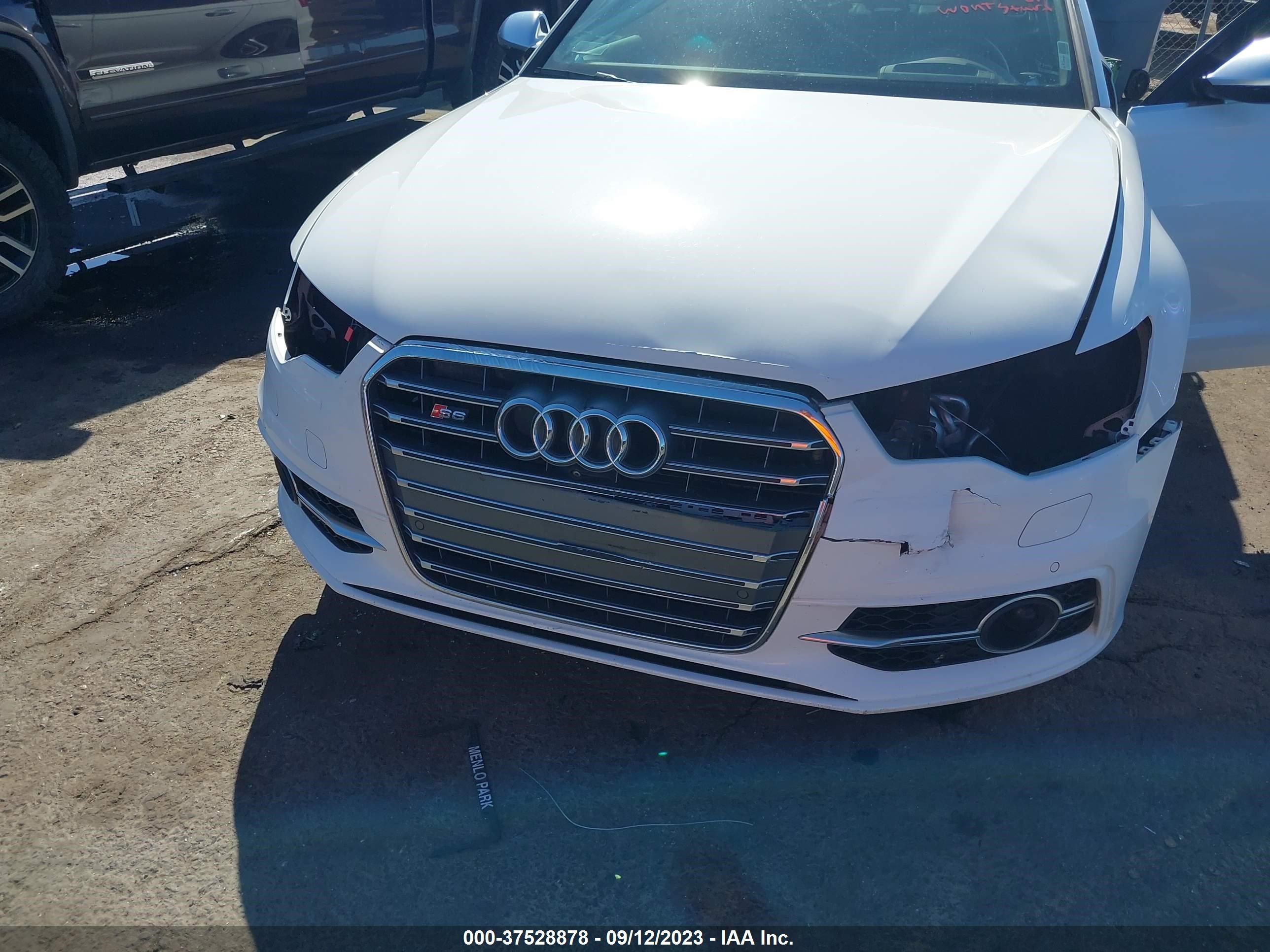 Photo 5 VIN: WAUJ2BFC9DN077760 - AUDI S6 