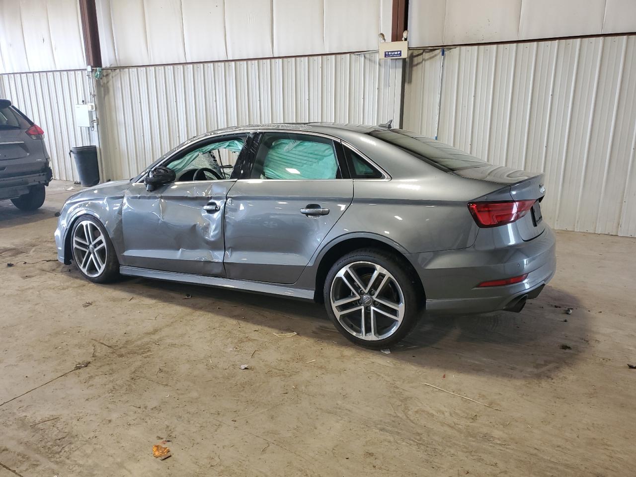 Photo 1 VIN: WAUJ8GFF1H1014669 - AUDI A3 