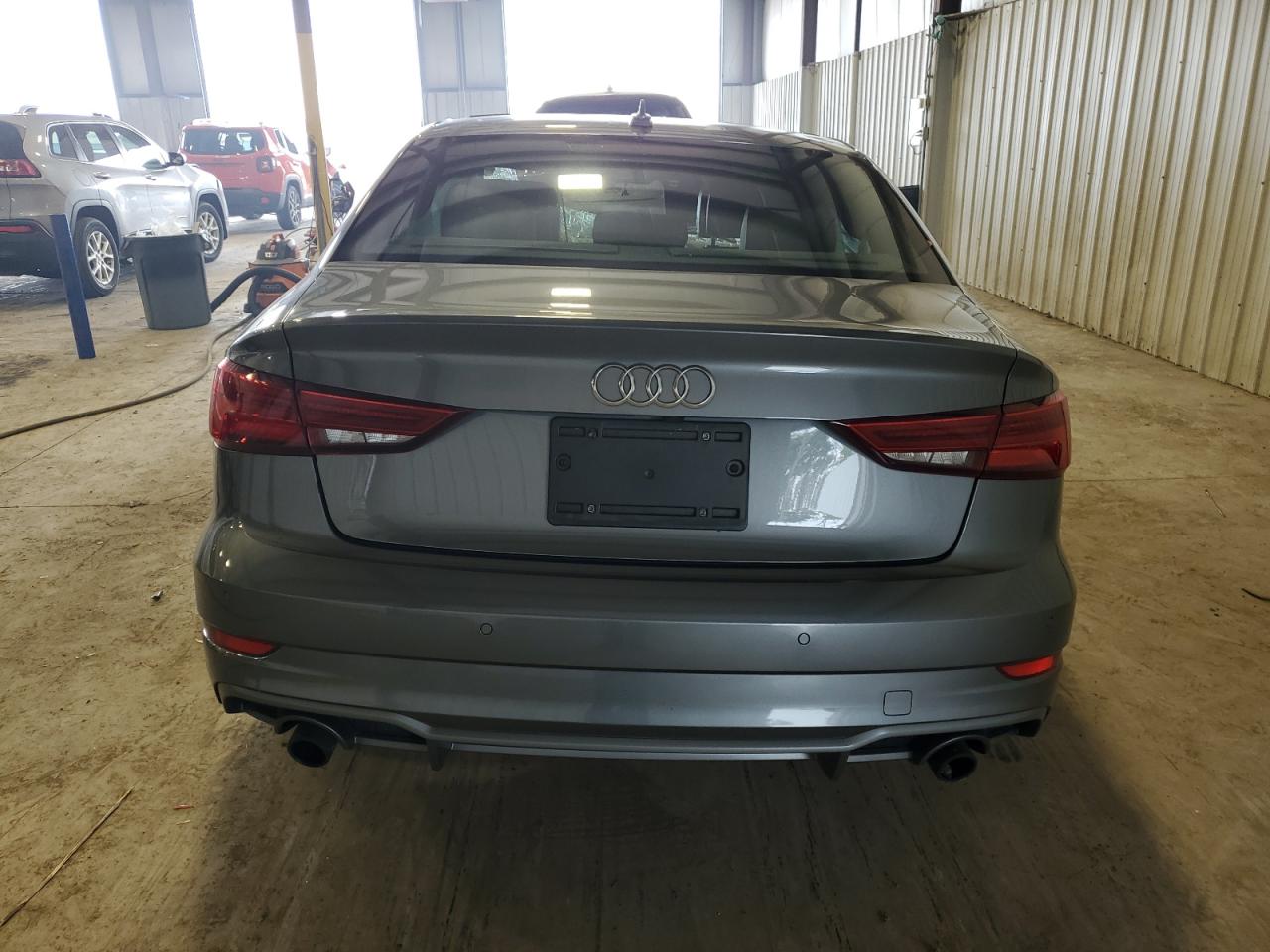 Photo 5 VIN: WAUJ8GFF1H1014669 - AUDI A3 