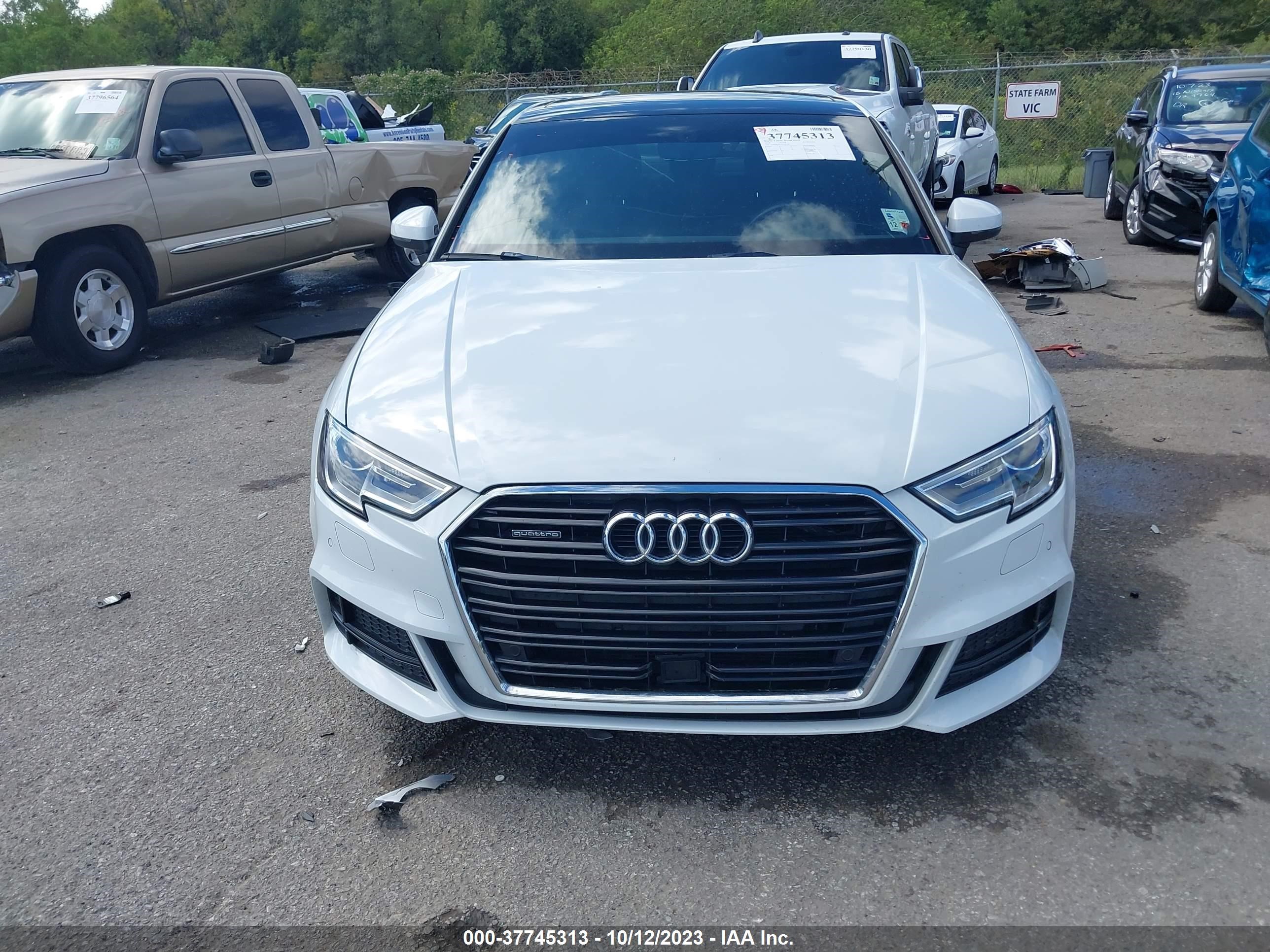 Photo 12 VIN: WAUJ8GFF5J1018228 - AUDI A3 