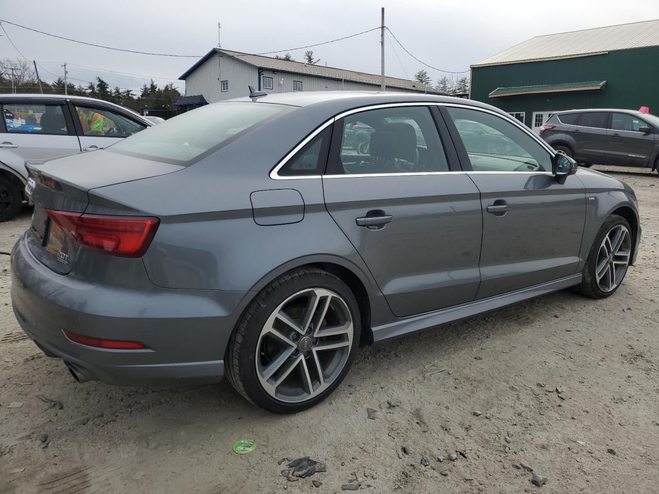 Photo 2 VIN: WAUJ8GFF5J1041167 - AUDI A3 