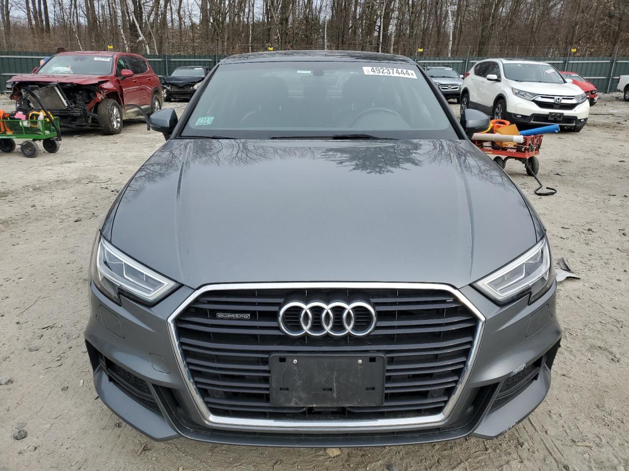 Photo 4 VIN: WAUJ8GFF5J1041167 - AUDI A3 