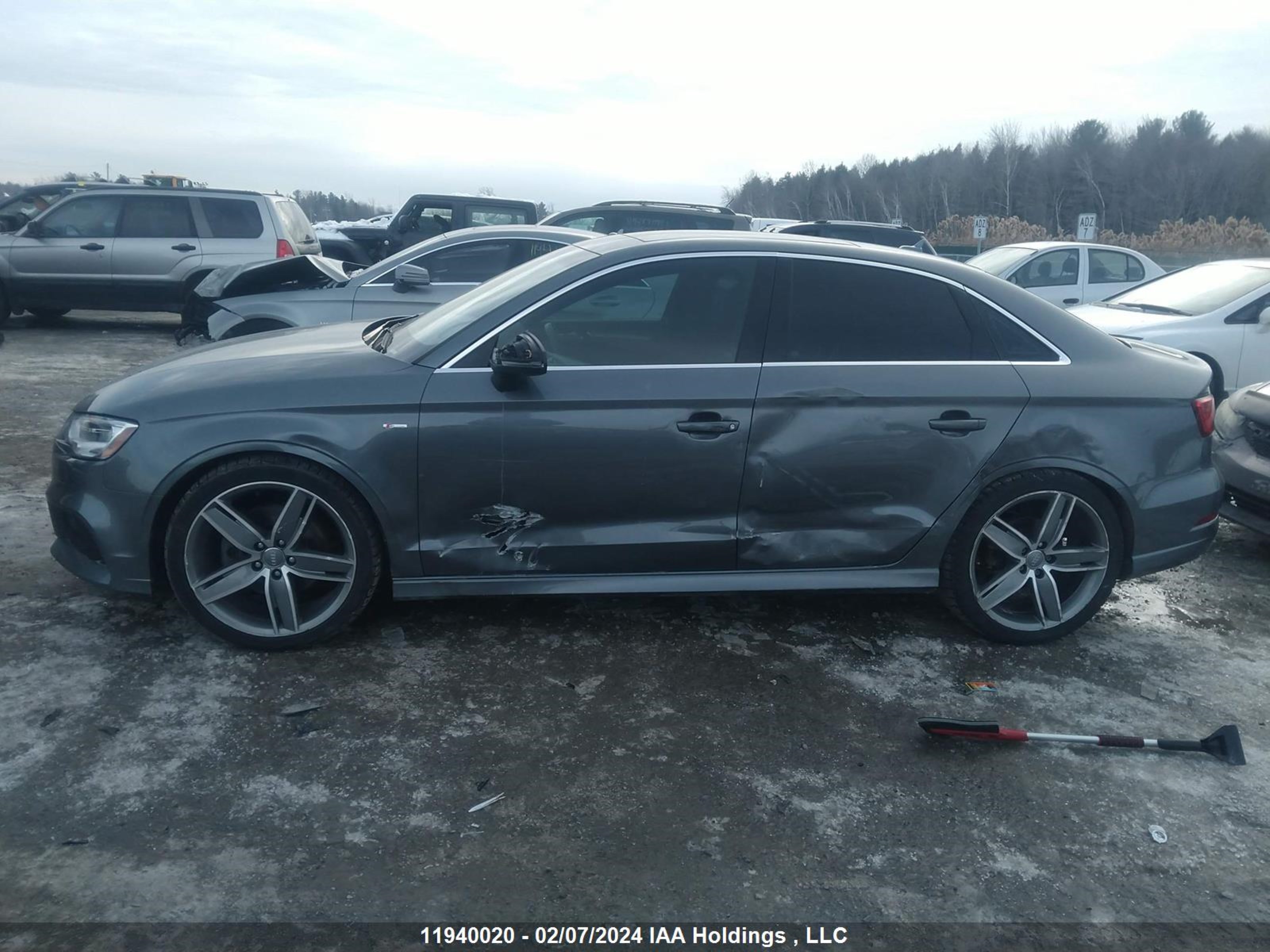 Photo 5 VIN: WAUJ8GFF5J1069969 - AUDI A3 