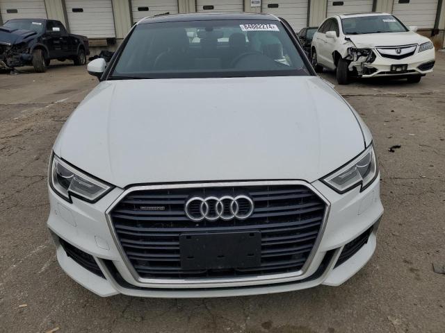 Photo 4 VIN: WAUJ8GFF9J1002646 - AUDI A3 PREMIUM 