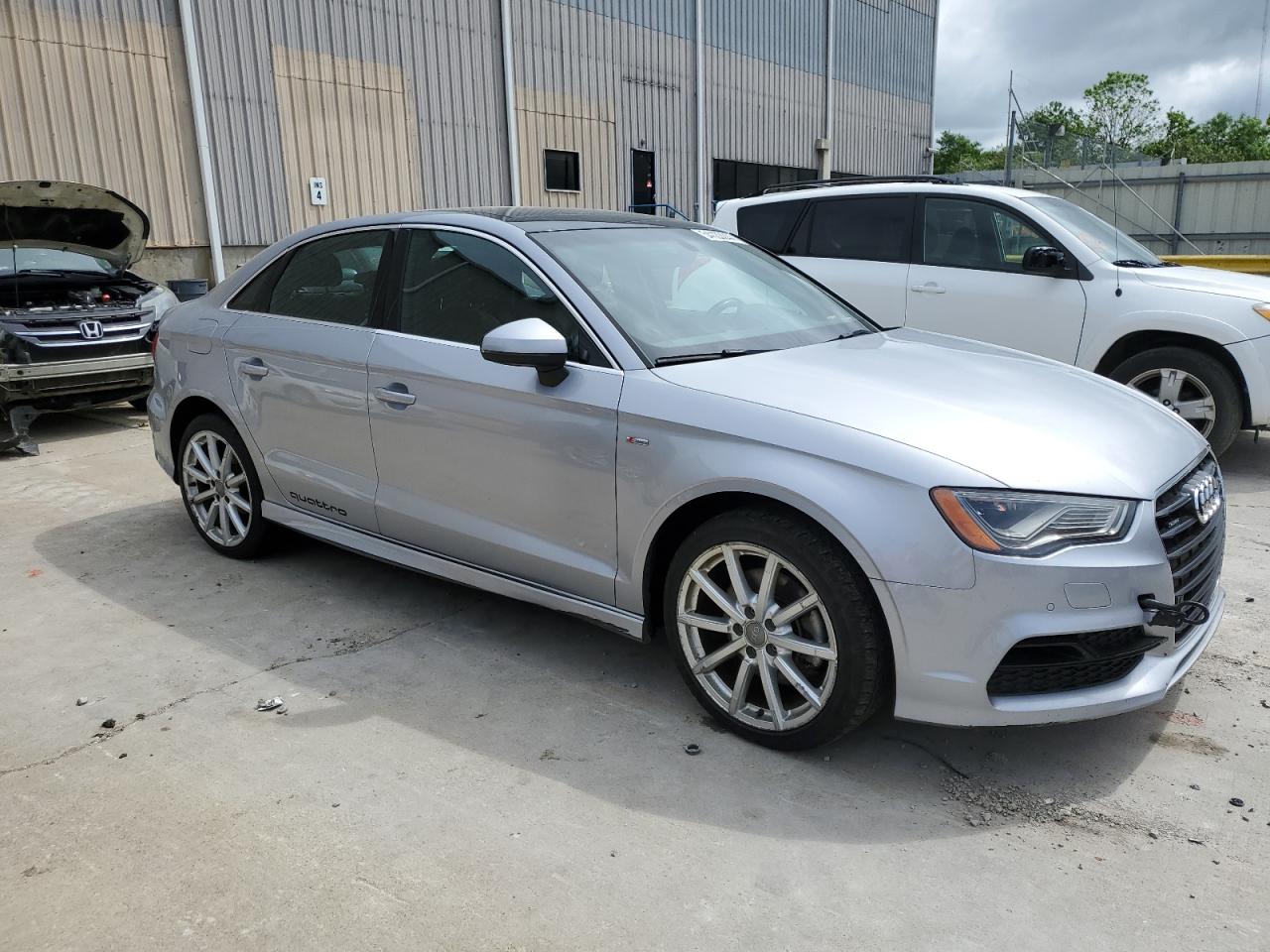 Photo 3 VIN: WAUJ8HFF0G1015669 - AUDI A3 