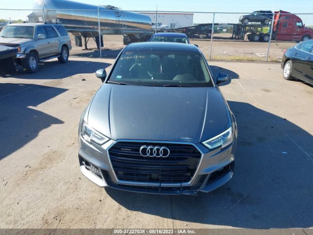 Photo 5 VIN: WAUJ8HFF4H1027552 - AUDI A3 