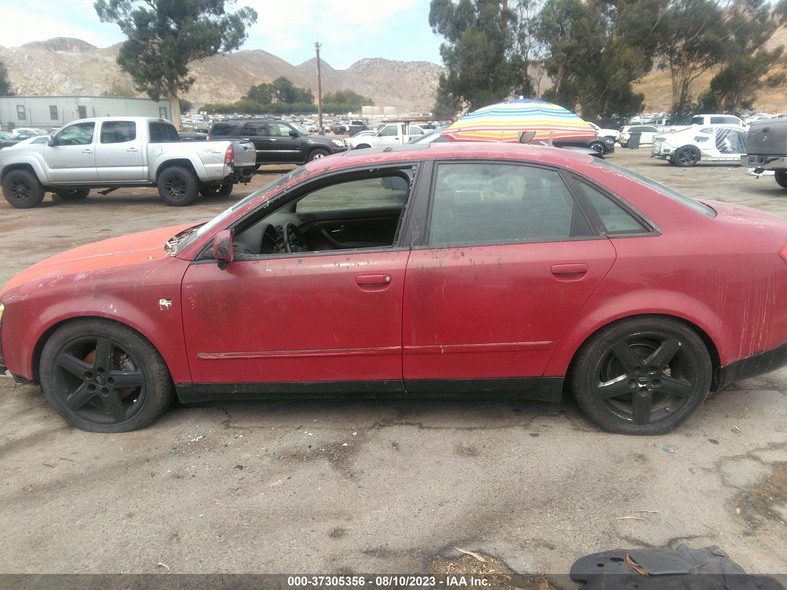 Photo 13 VIN: WAUJC68E33A163610 - AUDI A4 