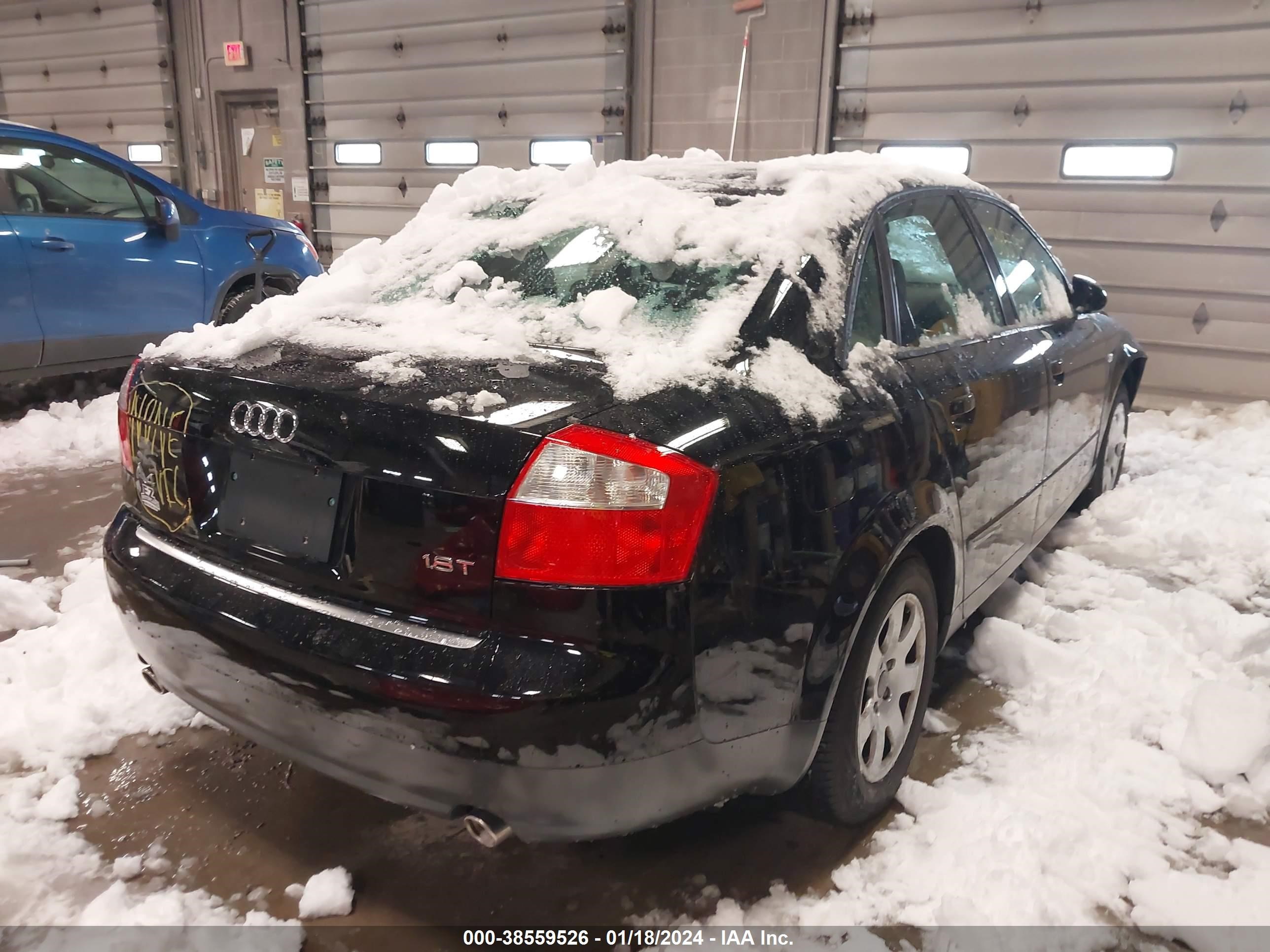 Photo 3 VIN: WAUJC68E33A245398 - AUDI A4 