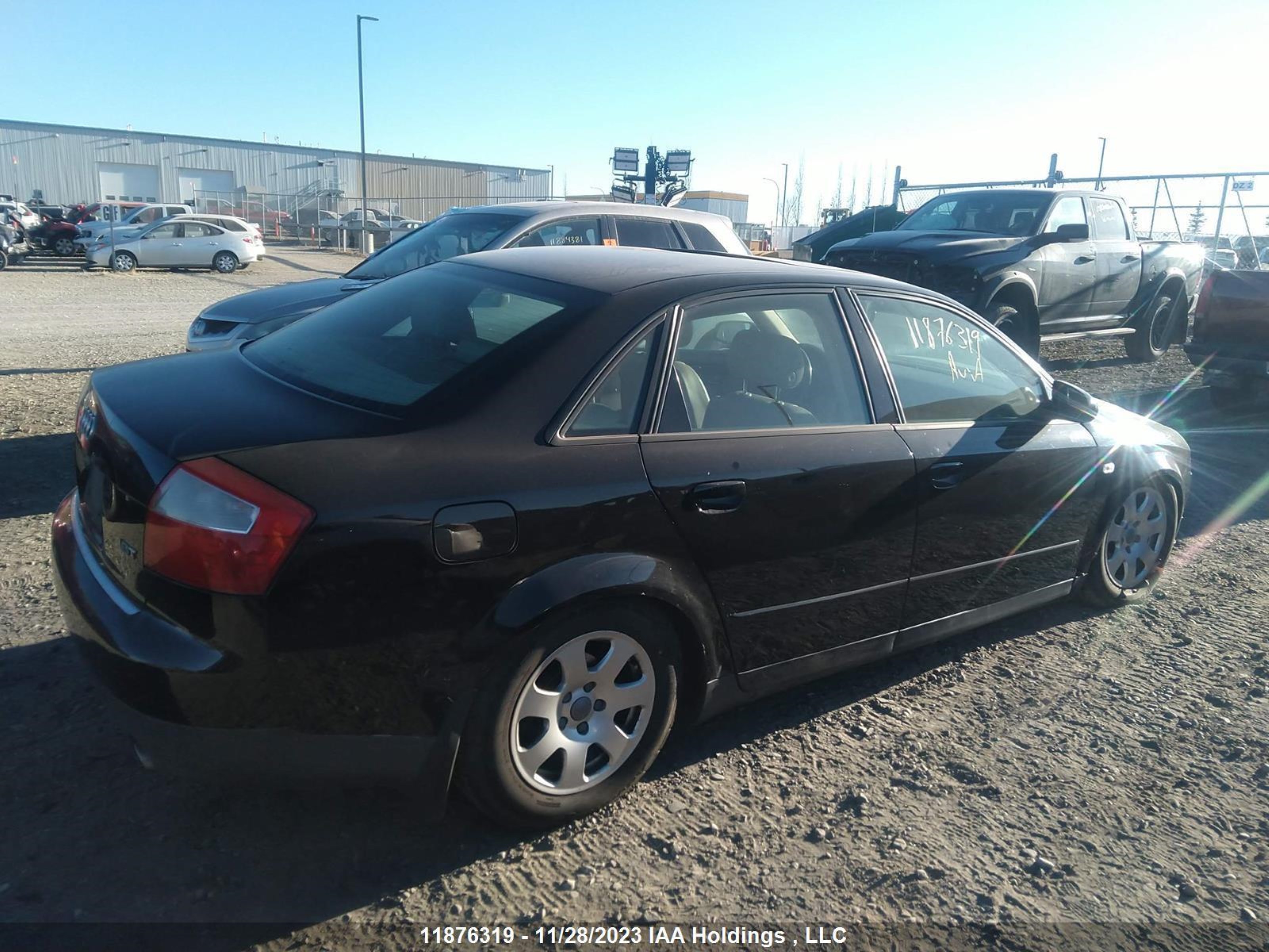 Photo 3 VIN: WAUJC68E33A331147 - AUDI A4 