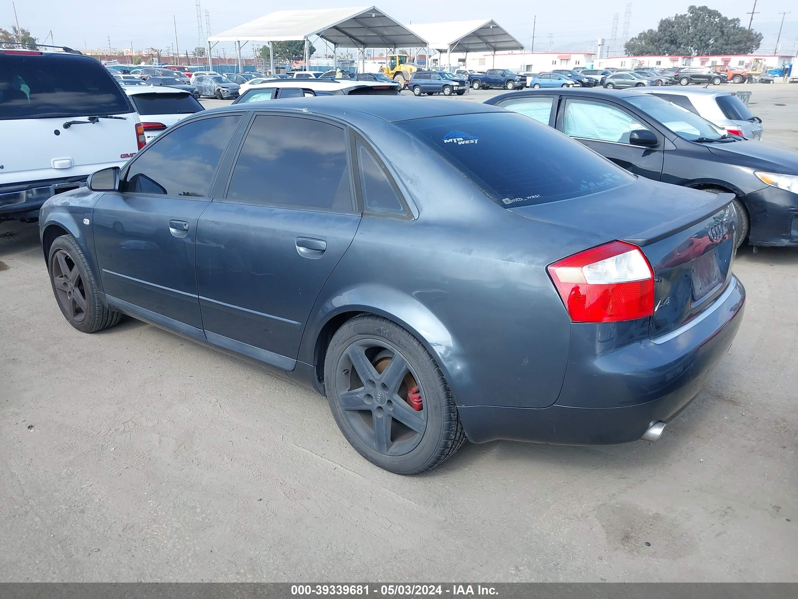 Photo 2 VIN: WAUJC68E35A091505 - AUDI A4 