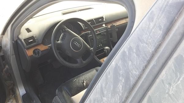 Photo 10 VIN: WAUJE68E42A207414 - AUDI A4 