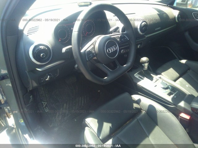 Photo 4 VIN: WAUJEGFF6LA037110 - AUDI A3 SEDAN 