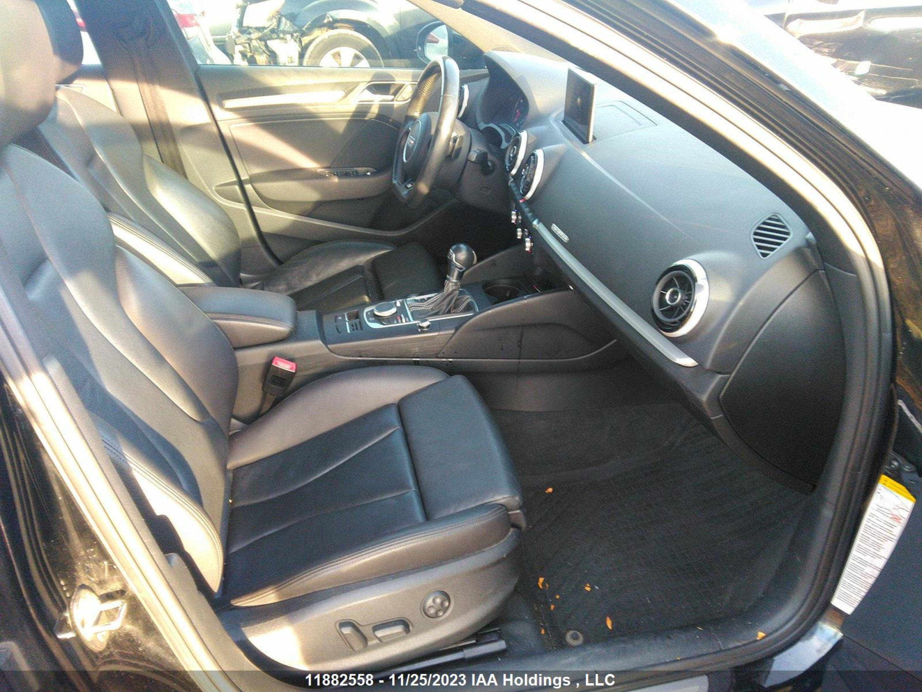 Photo 4 VIN: WAUJFRFF2F1079979 - AUDI A3 