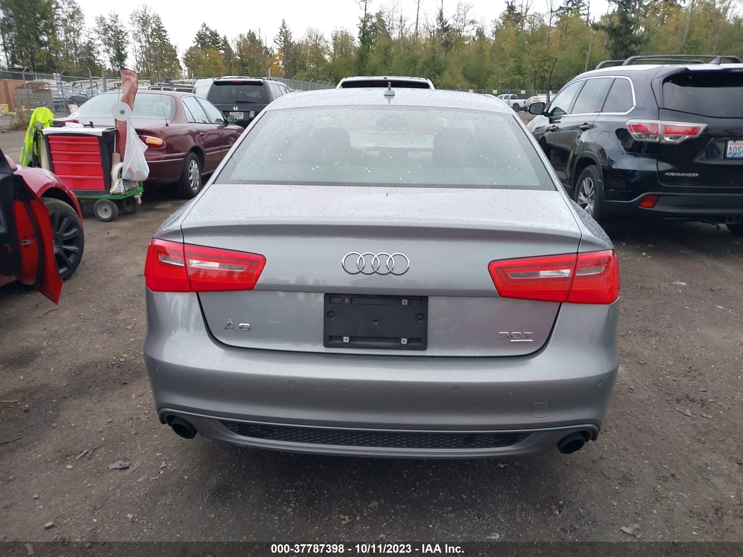 Photo 15 VIN: WAUJGAFC3CN120290 - AUDI A6 