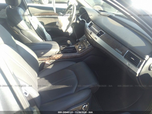 Photo 4 VIN: WAUJGAFD3FN009980 - AUDI A8 