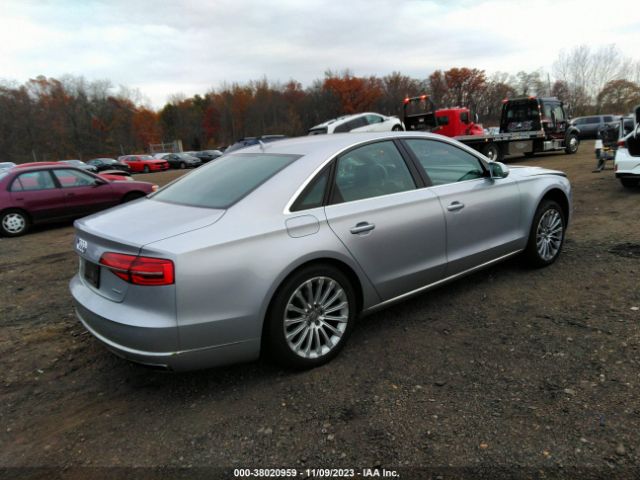 Photo 3 VIN: WAUJGAFD3FN018520 - AUDI A8 