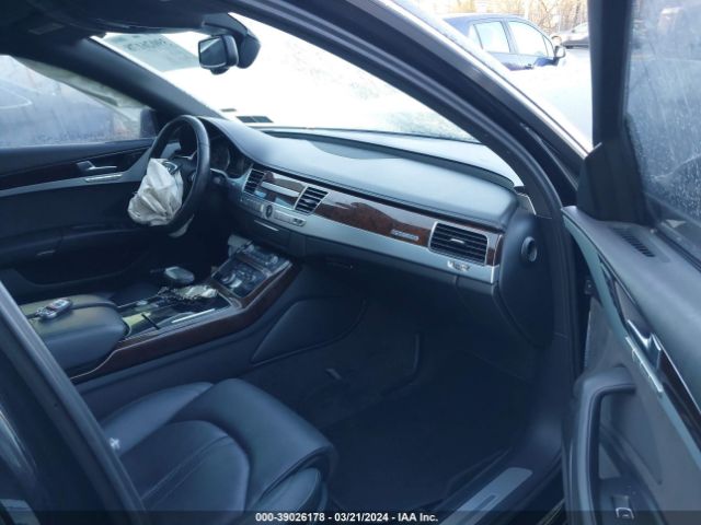 Photo 4 VIN: WAUJGAFD9FN009191 - AUDI A8 