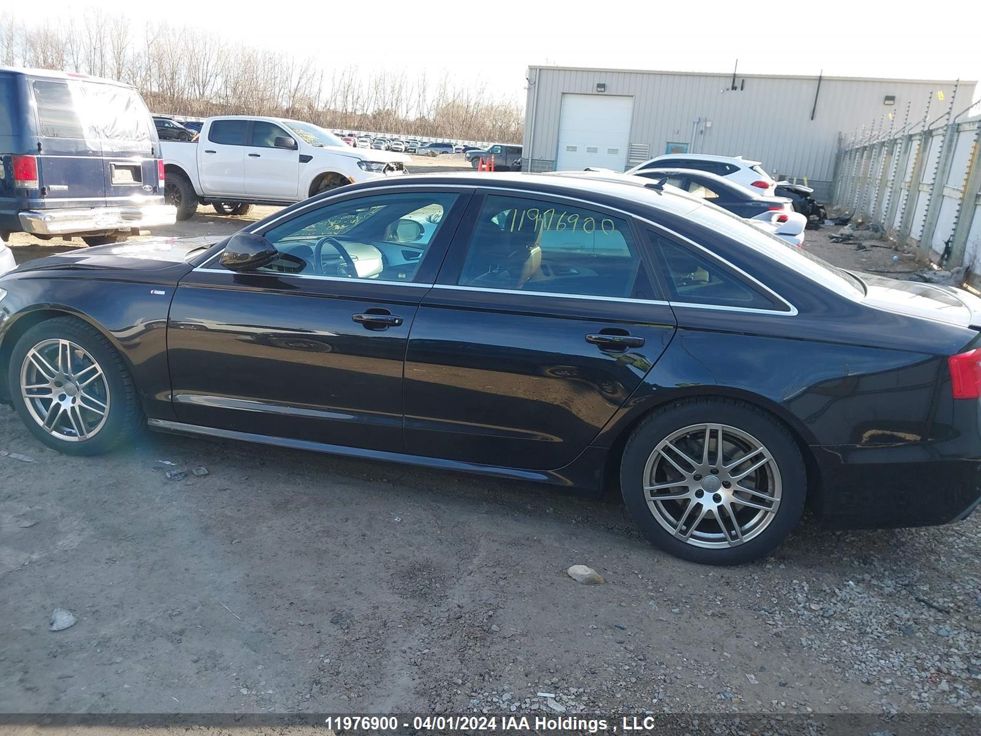 Photo 13 VIN: WAUJGCFC2CN042421 - AUDI A6 