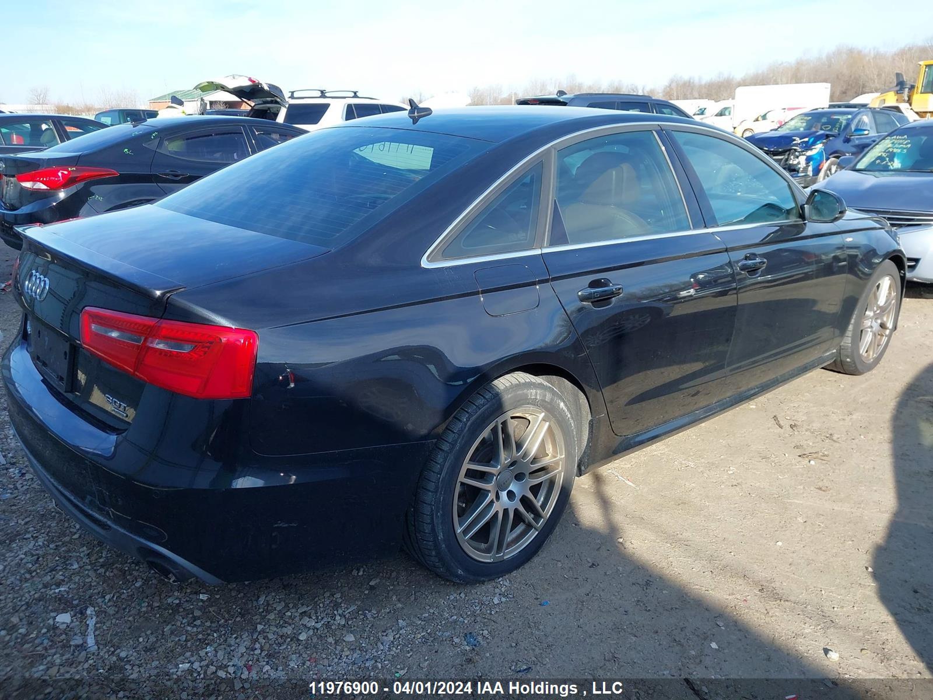 Photo 3 VIN: WAUJGCFC2CN042421 - AUDI A6 