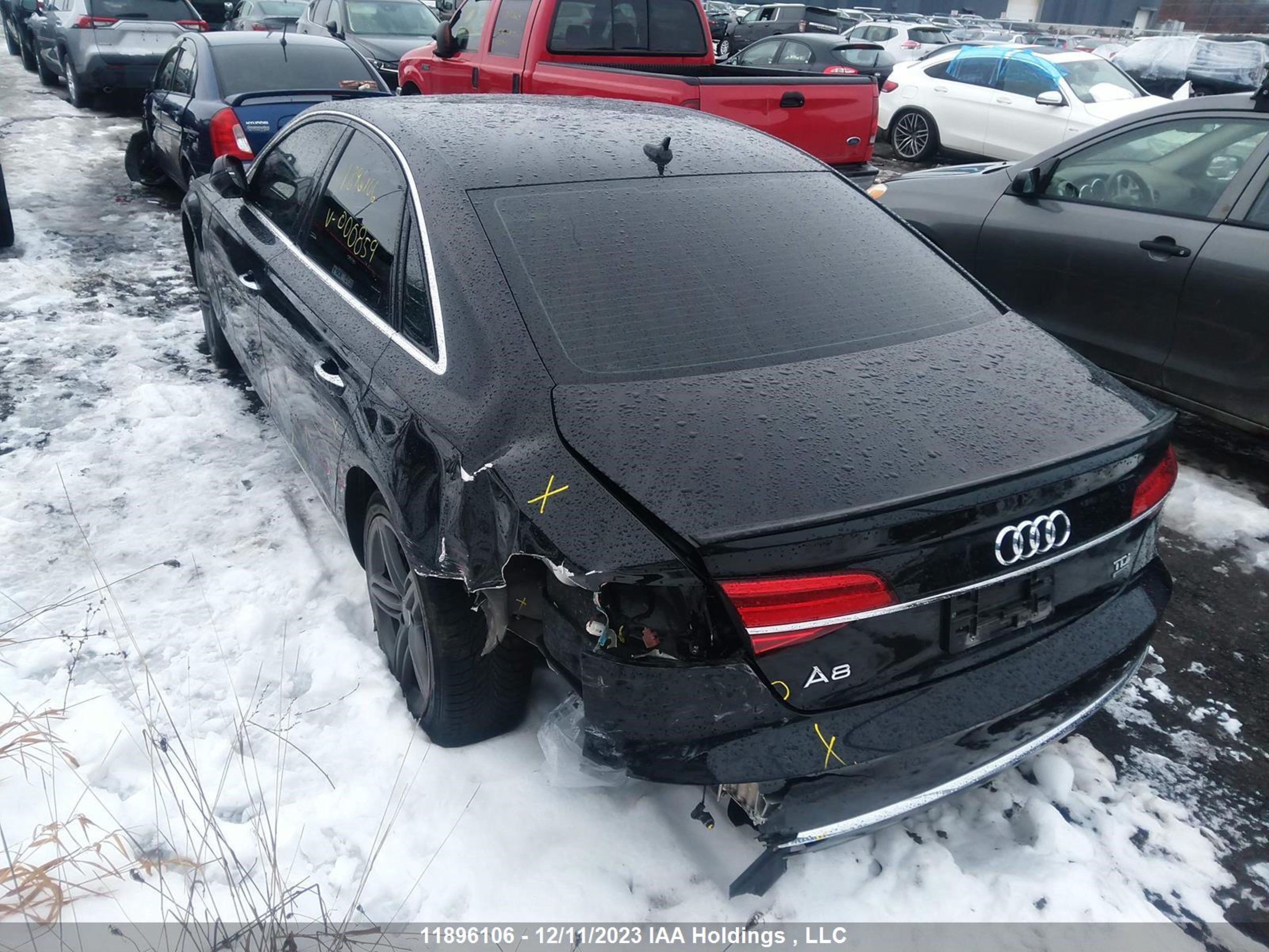 Photo 2 VIN: WAUJMAFD6FN000859 - AUDI A8 