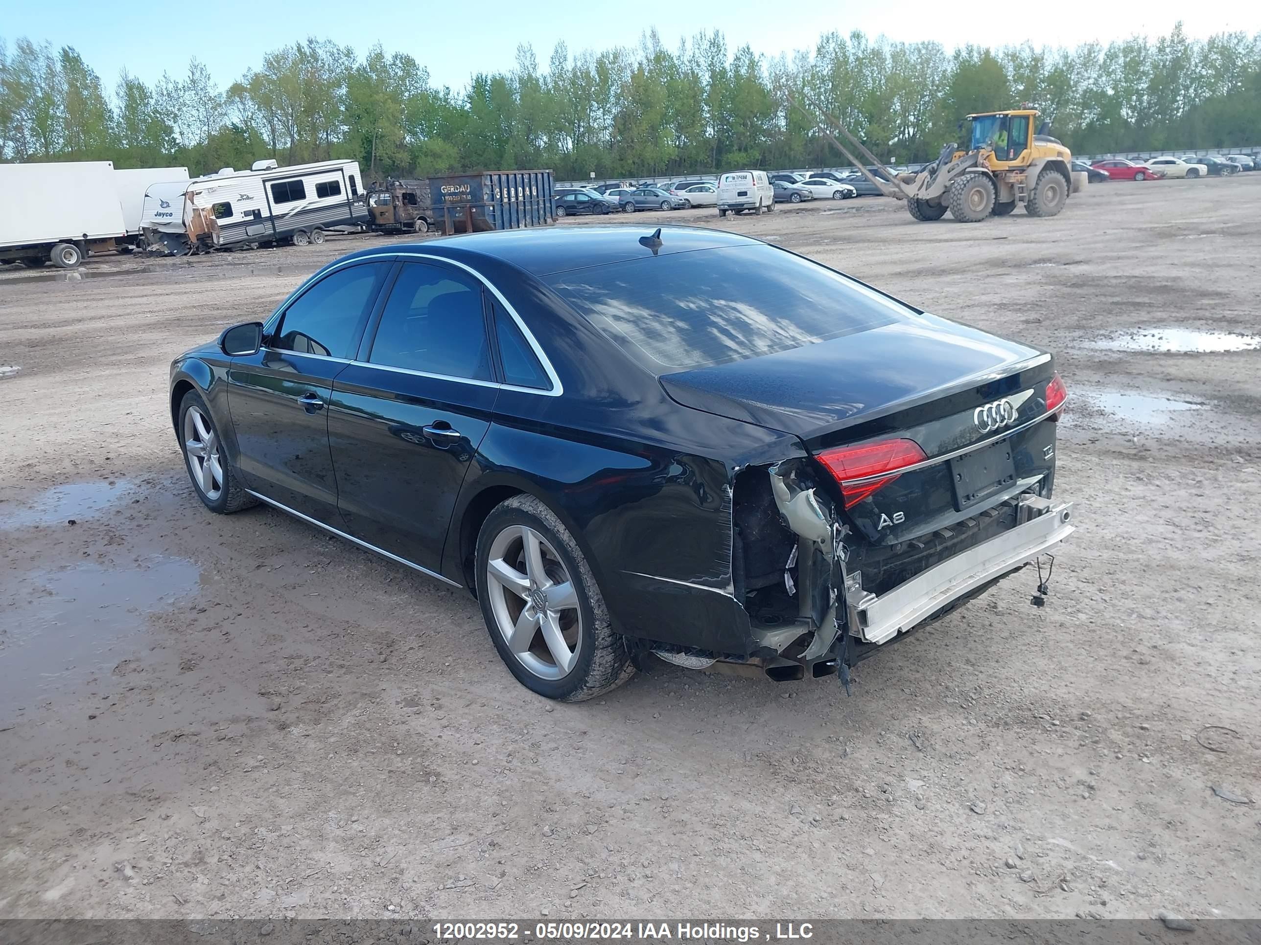 Photo 2 VIN: WAUJRAFD1GN007561 - AUDI A8 