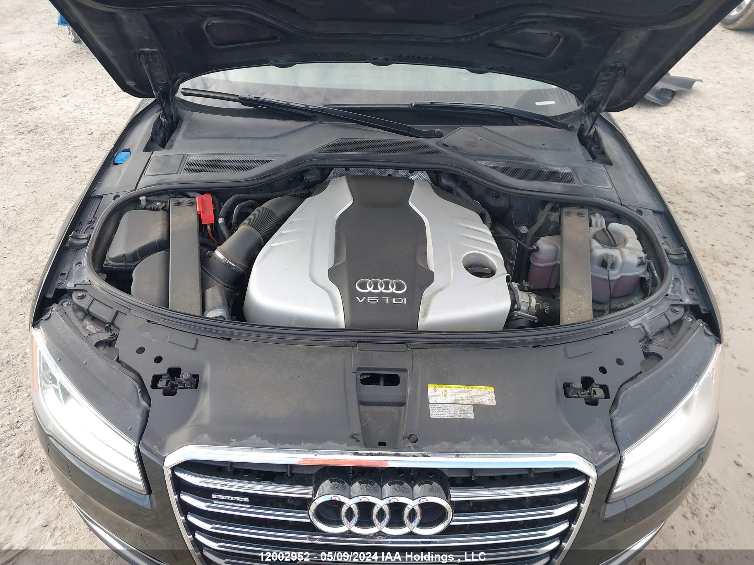 Photo 9 VIN: WAUJRAFD1GN007561 - AUDI A8 