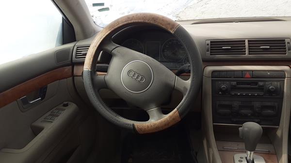 Photo 10 VIN: WAUJS68E43A282396 - AUDI A4 