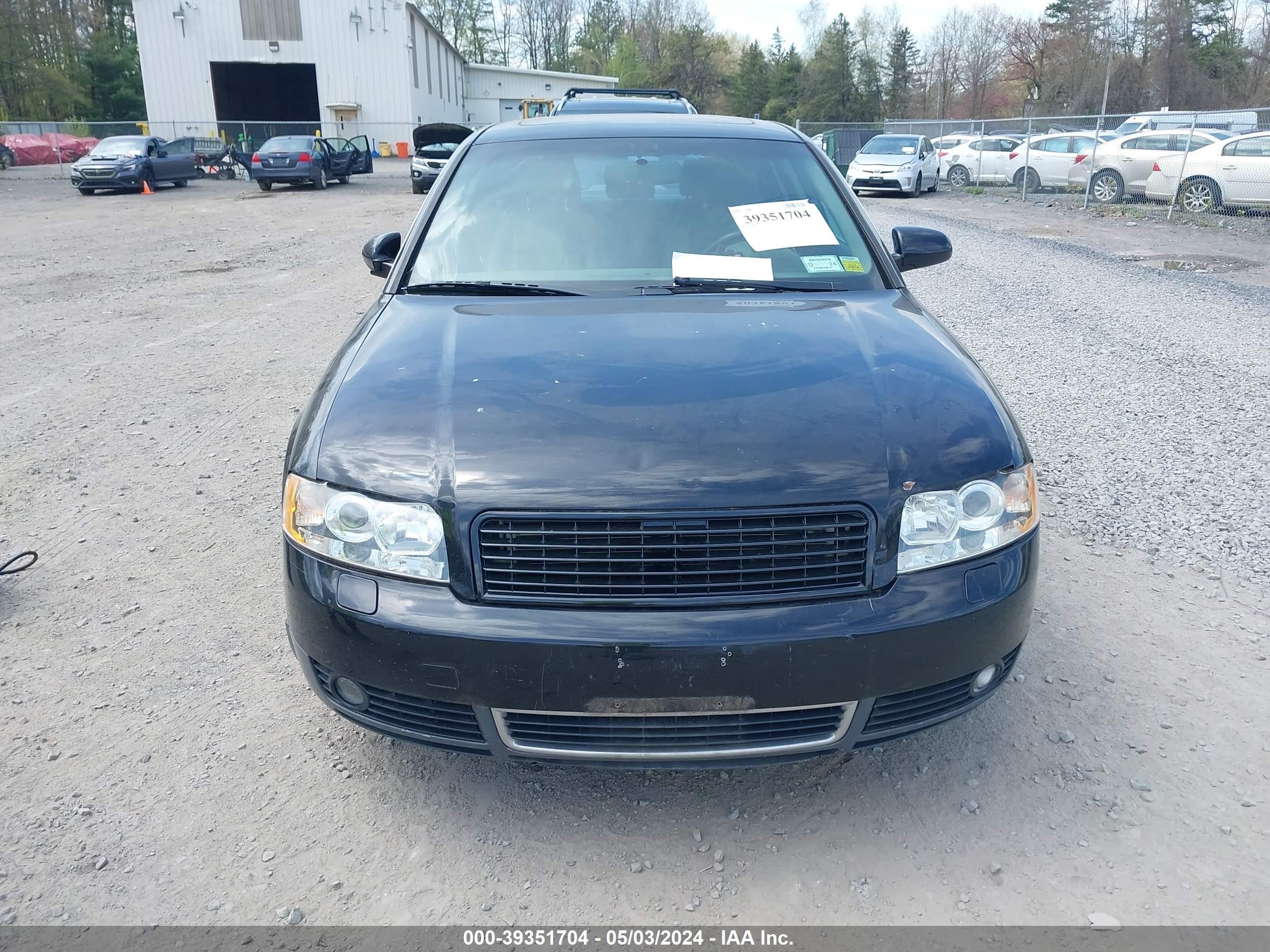 Photo 5 VIN: WAUJT68E22A294011 - AUDI A4 