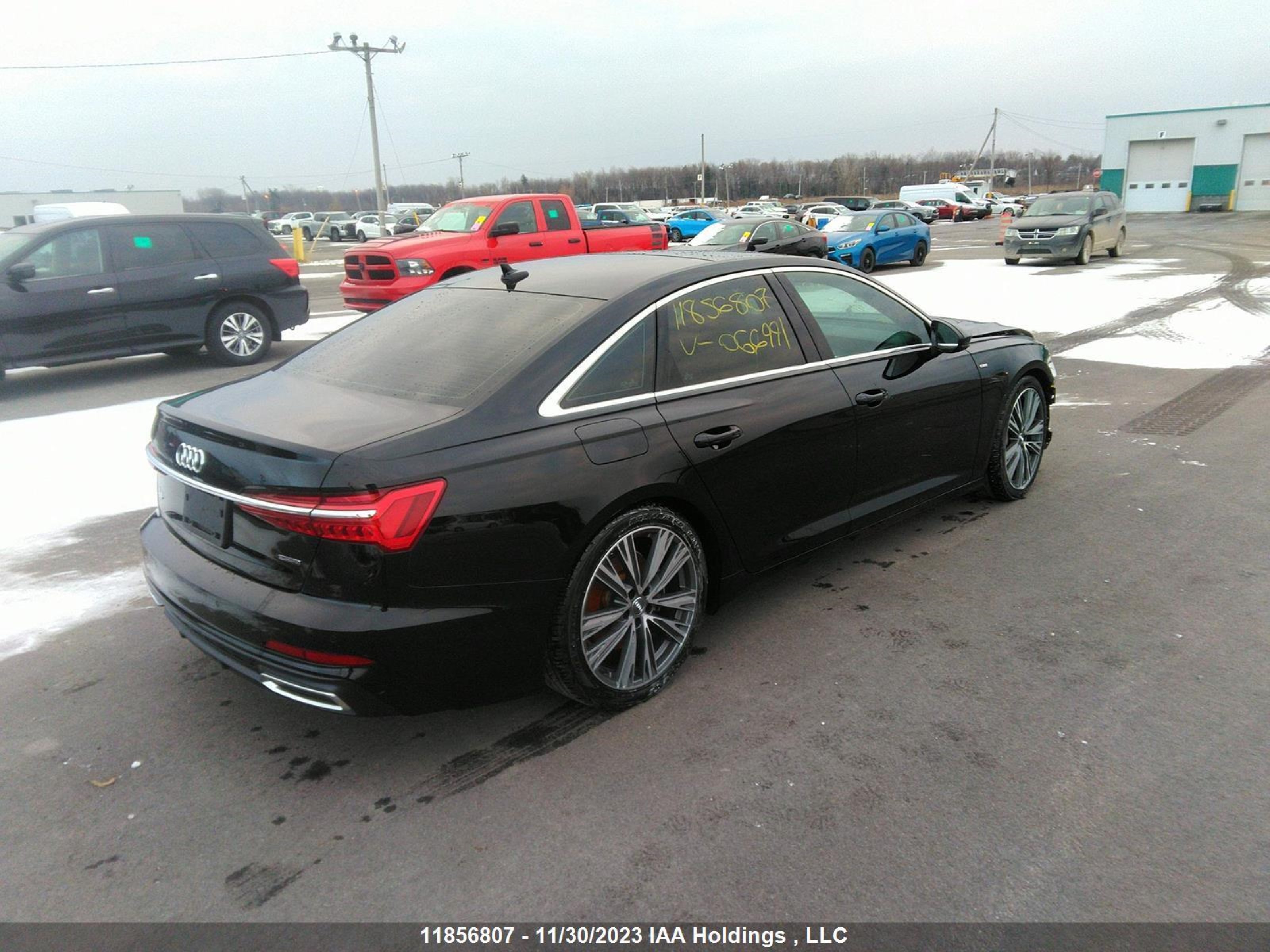 Photo 3 VIN: WAUK2AF22KN066991 - AUDI A6 