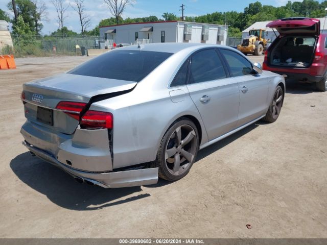 Photo 3 VIN: WAUK2AFD0FN023385 - AUDI S8 