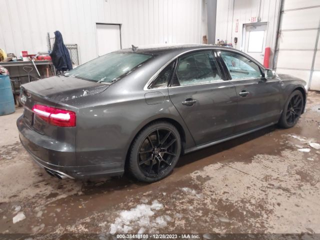 Photo 3 VIN: WAUK2AFD6FN027800 - AUDI S8 