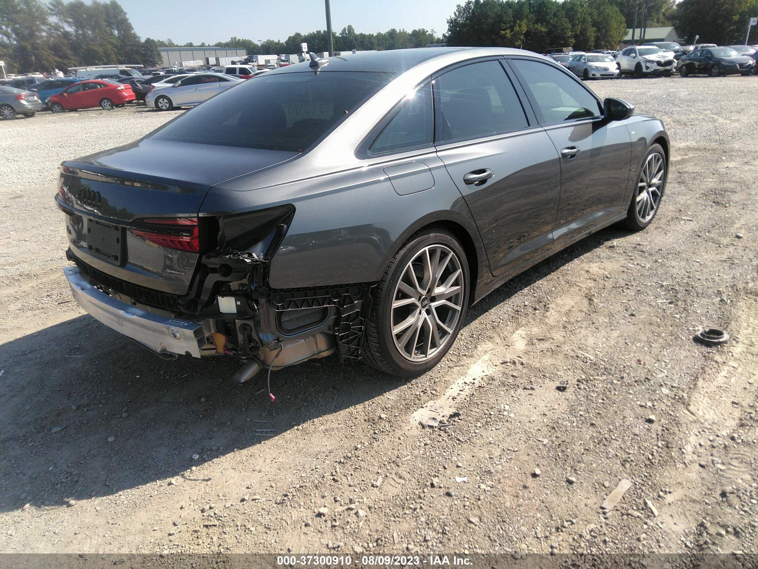 Photo 3 VIN: WAUK2BF29NN063645 - AUDI A6 