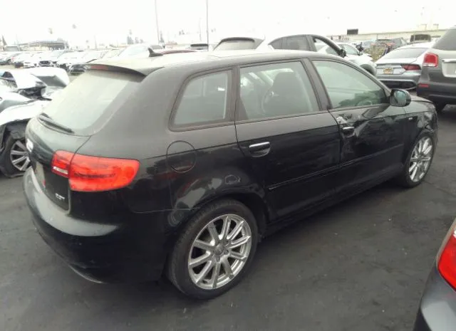 Photo 3 VIN: WAUKEAFM0BA136794 - AUDI A3 