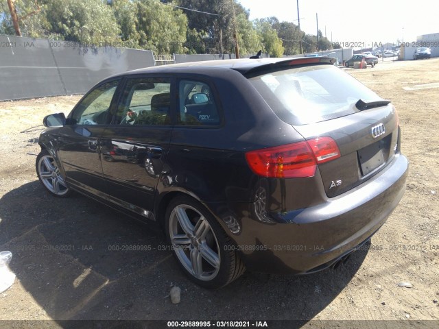 Photo 2 VIN: WAUKEAFM1CA050069 - AUDI A3 