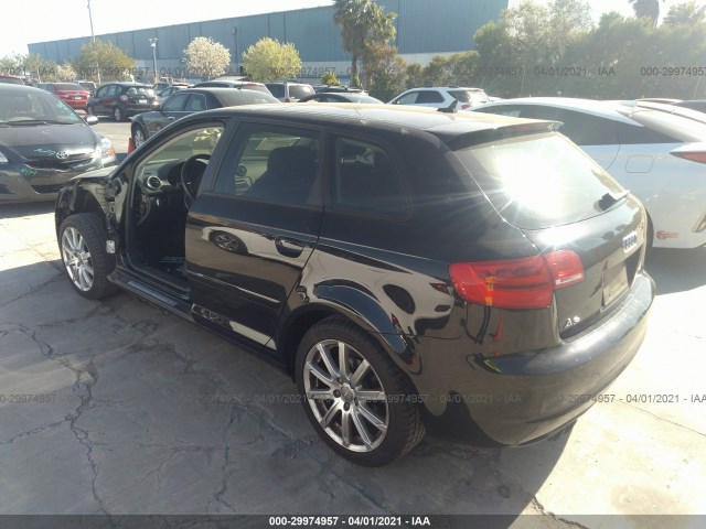 Photo 2 VIN: WAUKEAFM2AA042186 - AUDI A3 