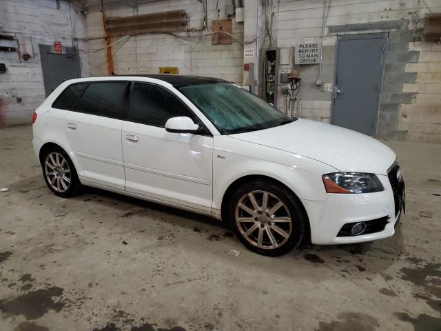 Photo 3 VIN: WAUKEAFM2BA141608 - AUDI A3 